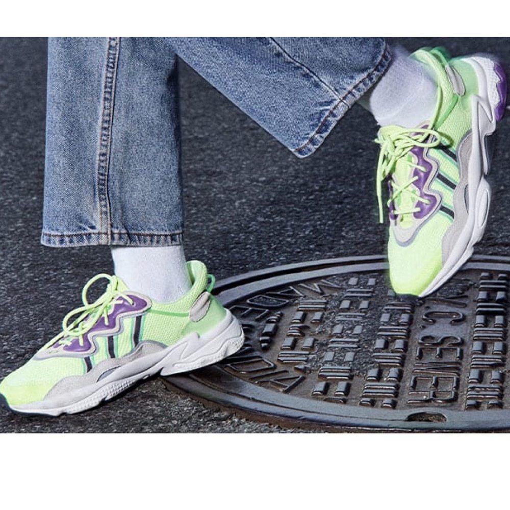 Adidas ozweego sneakers women size 6 euro 37.5 - Picture 3 of 12